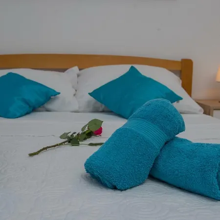 Apartment Fila Vrsi