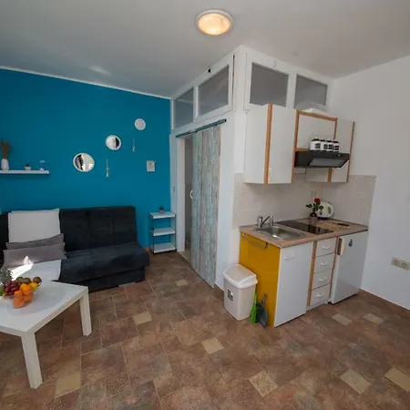 Apartment Fila Vrsi